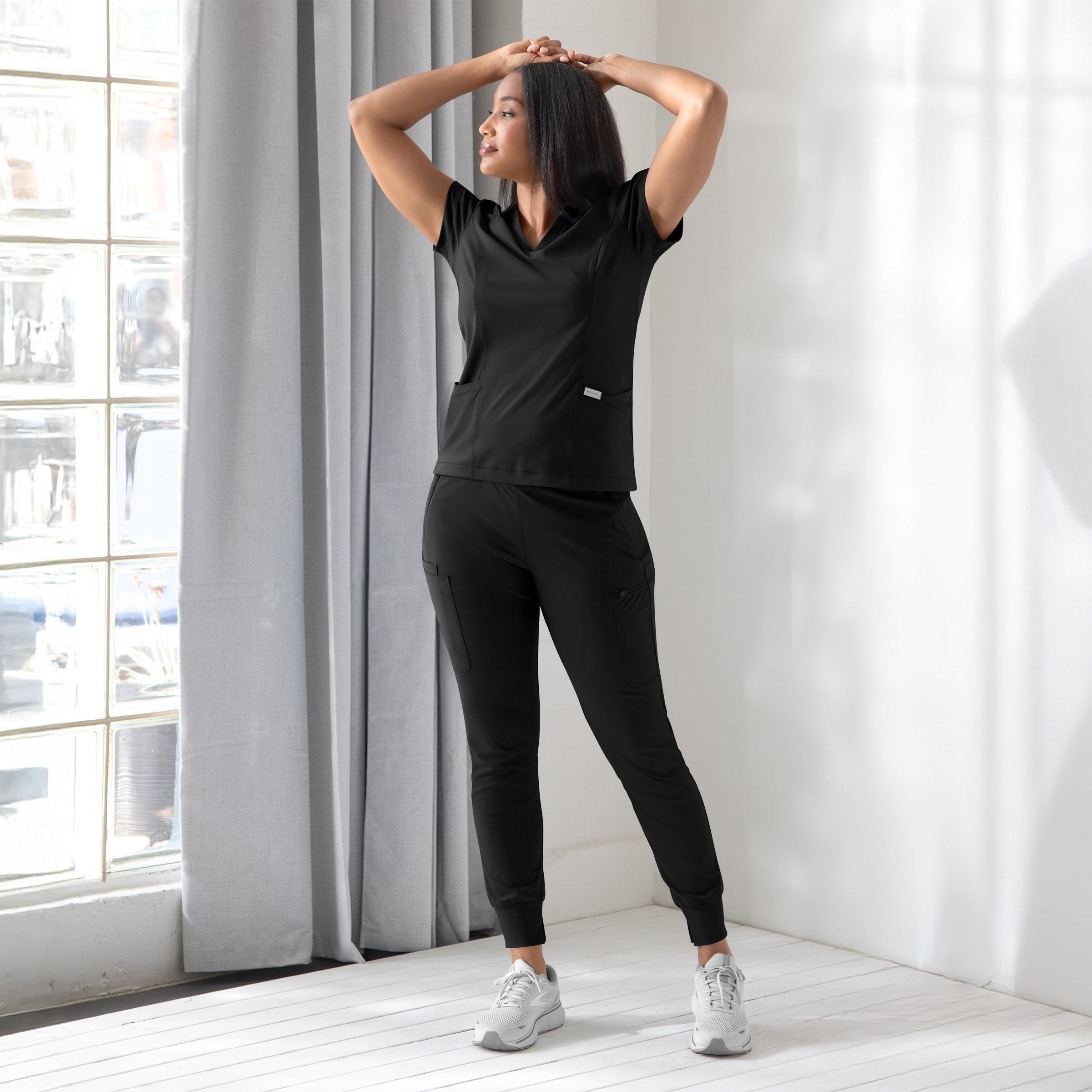 Maevn Embrace ZOE Banded V-Neck Top 2501