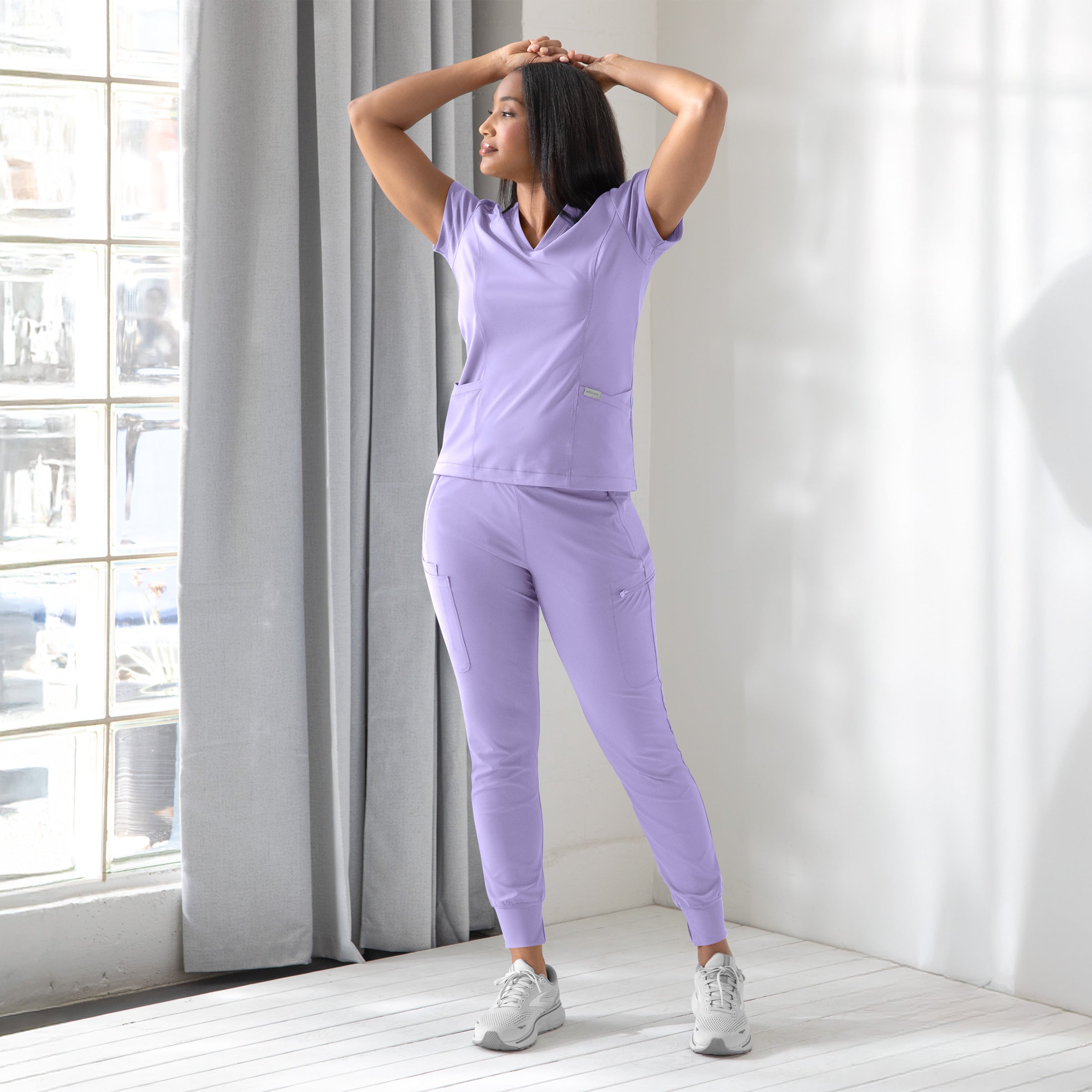 Maevn Embrace ZOE Banded V-Neck Top 2501