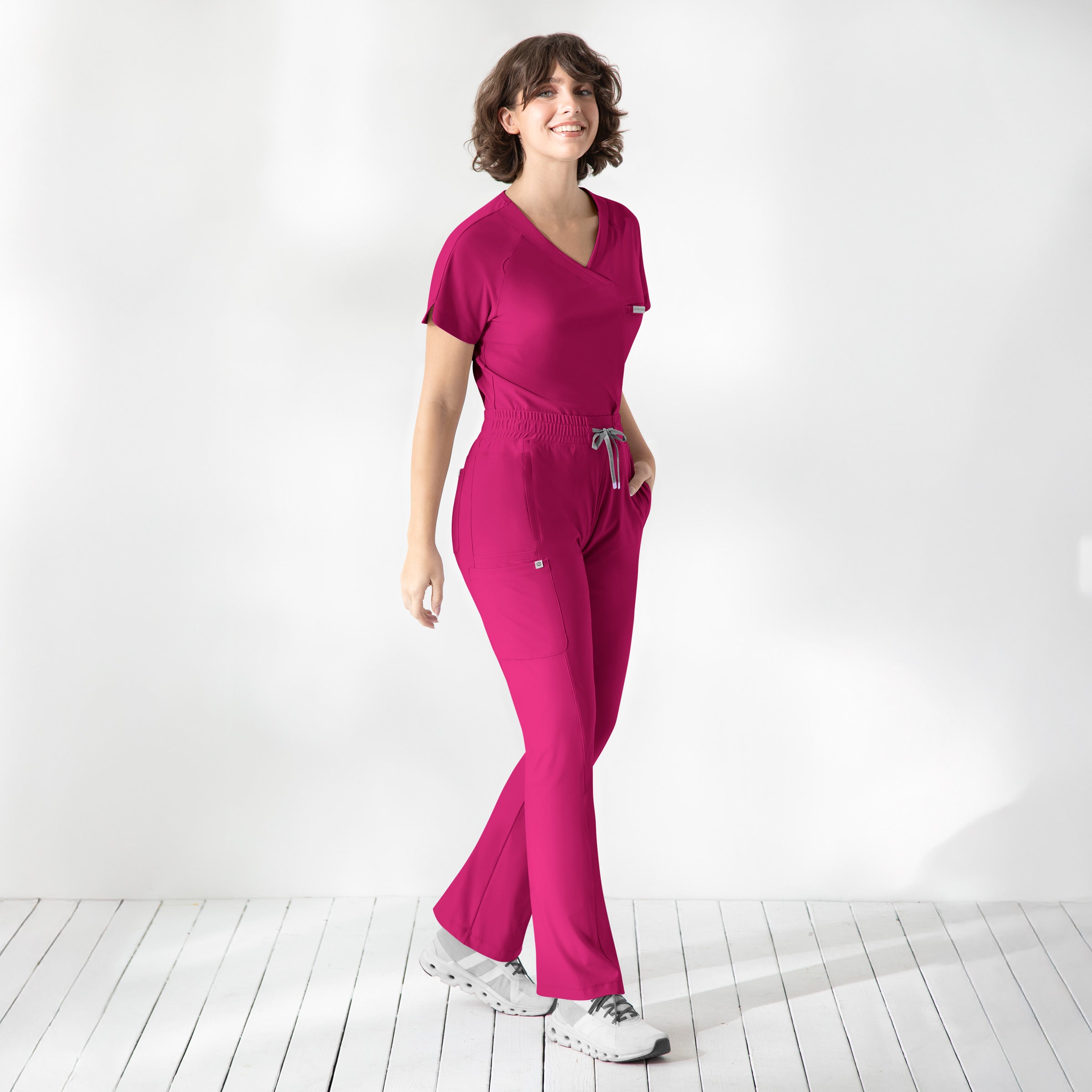 Maevn Embrace LUNA Tuckable Y-Neck Top 2502