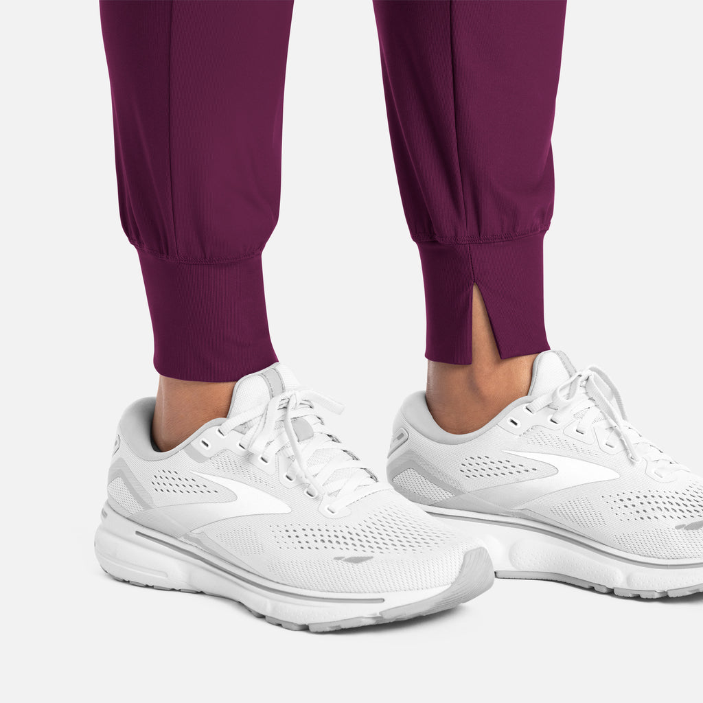 Maevn Embrace NELLY Mid-Rise Jogger 2901