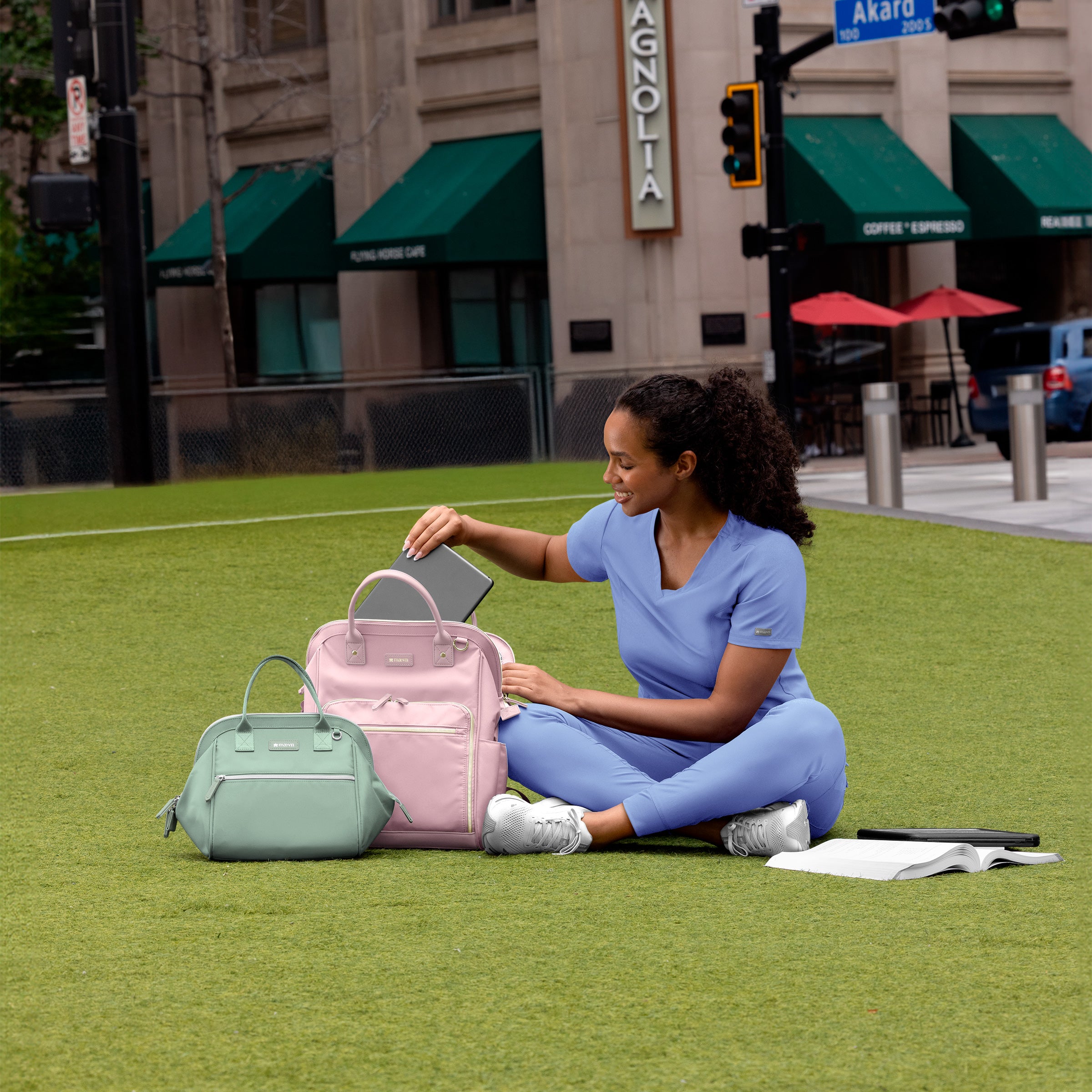 Maevn Momentum Womens Double V-Neck Top 5001