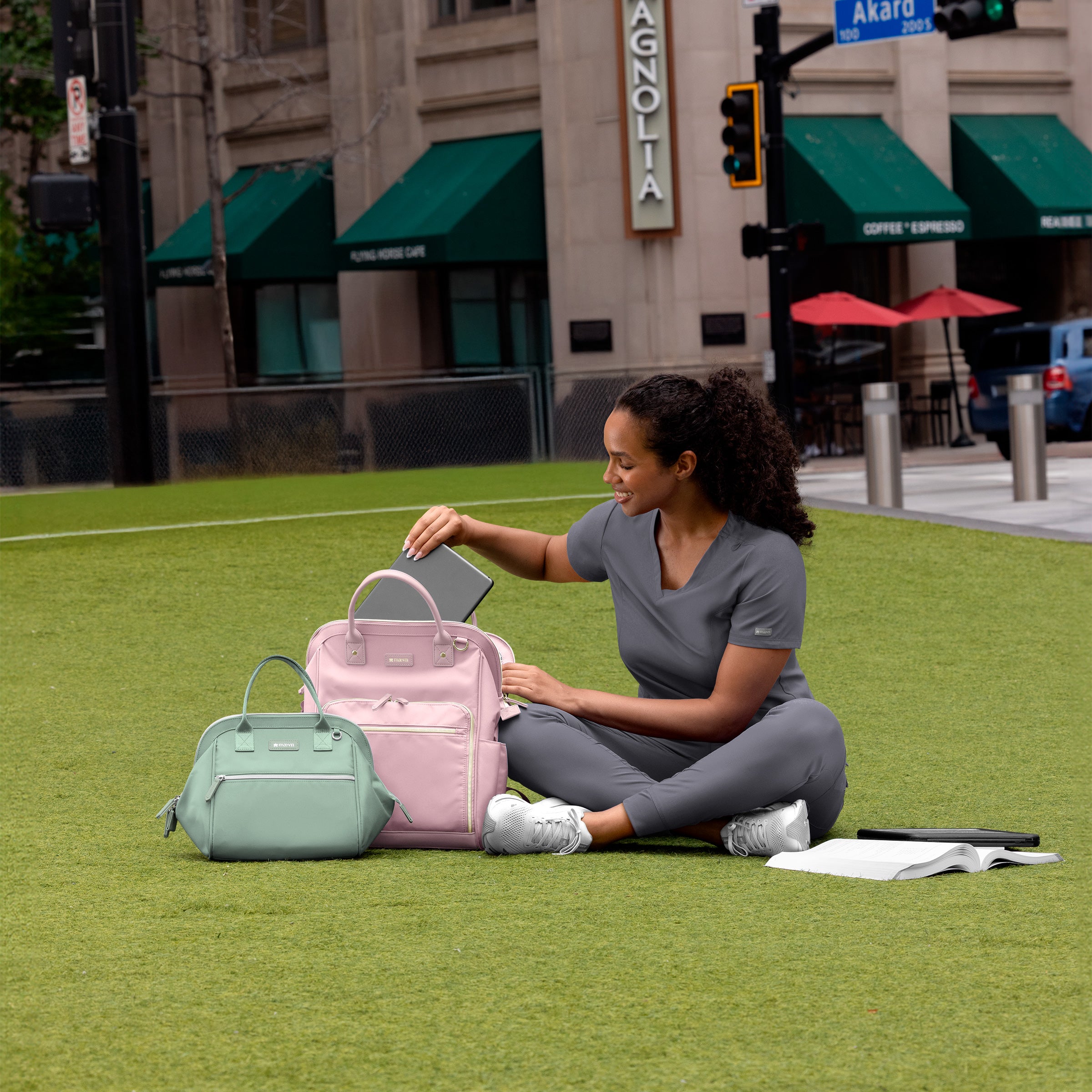 Maevn Momentum Womens Double V-Neck Top 5001