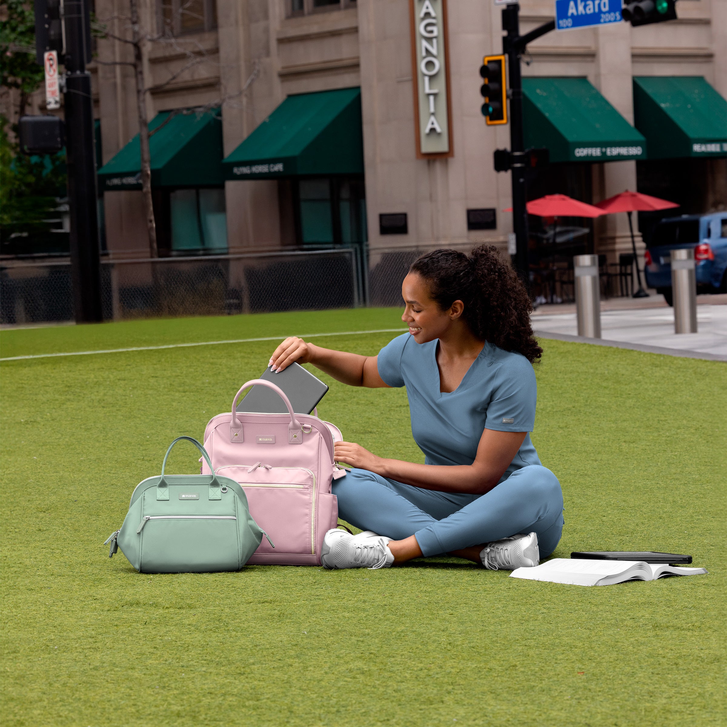 Maevn Momentum Womens Double V-Neck Top 5001