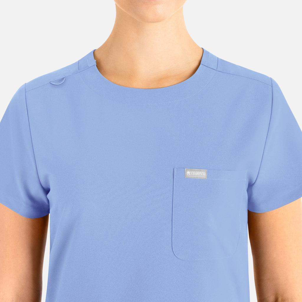 Maevn Momentum Womens Tuckable Round Neck Top 5005