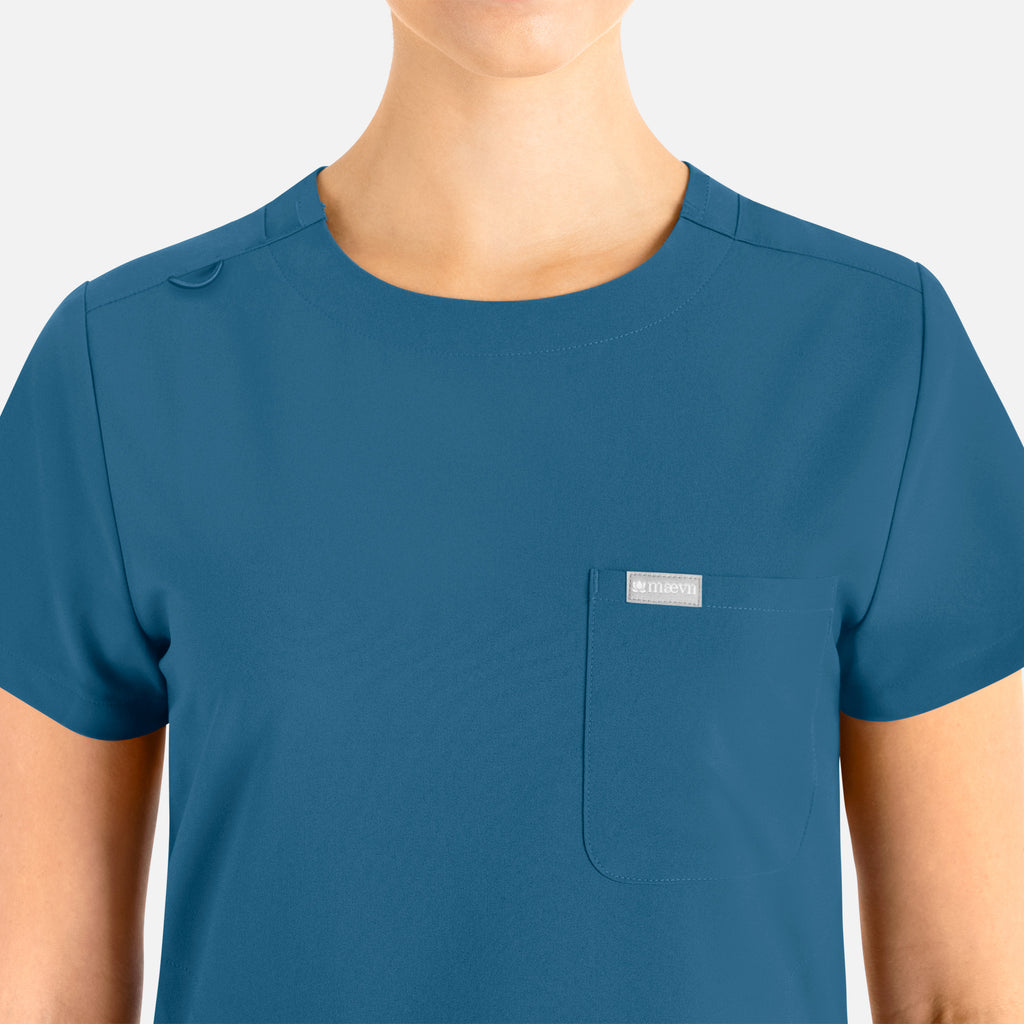 Maevn Momentum Womens Tuckable Round Neck Top 5005