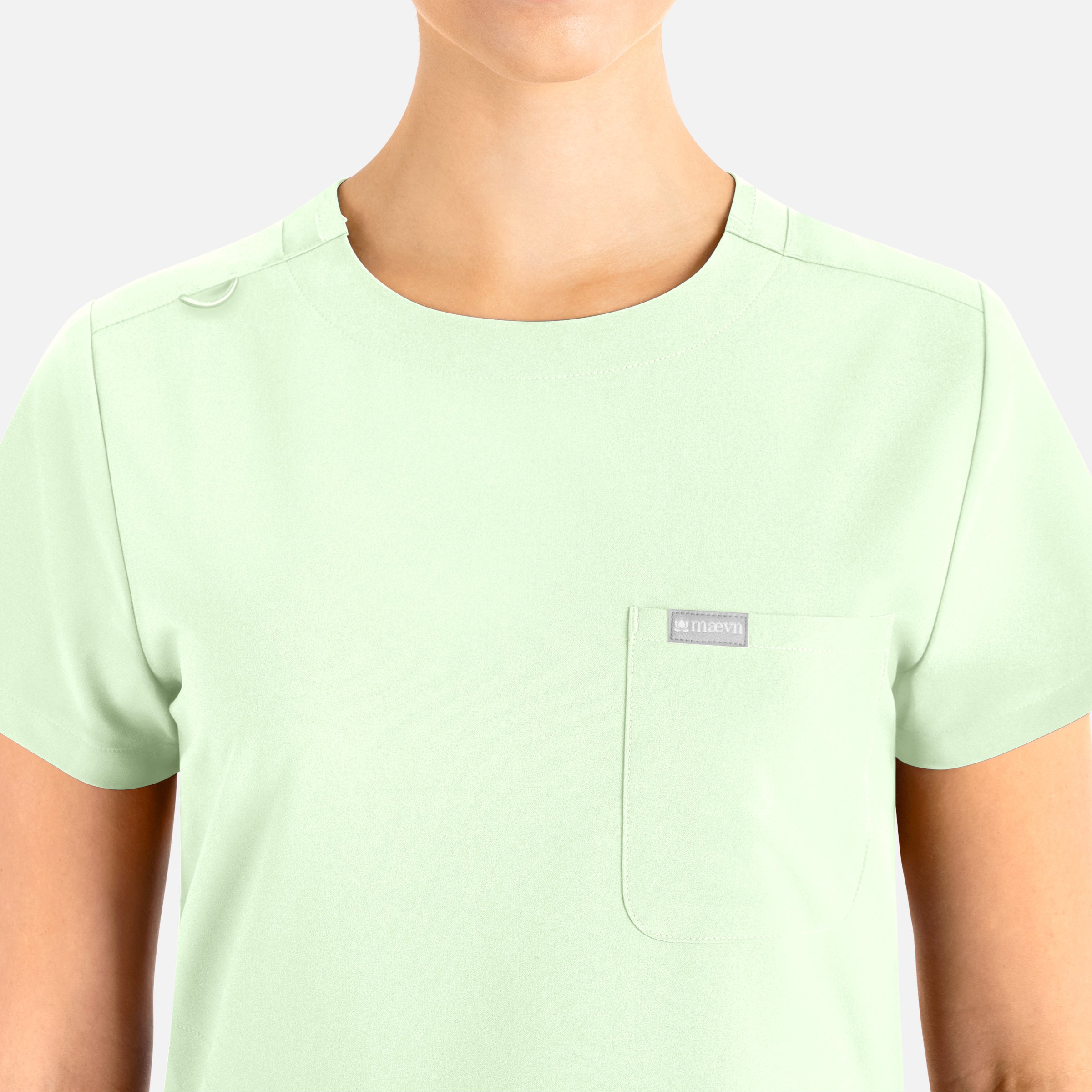 Maevn Momentum Womens Tuckable Round Neck Top 5005