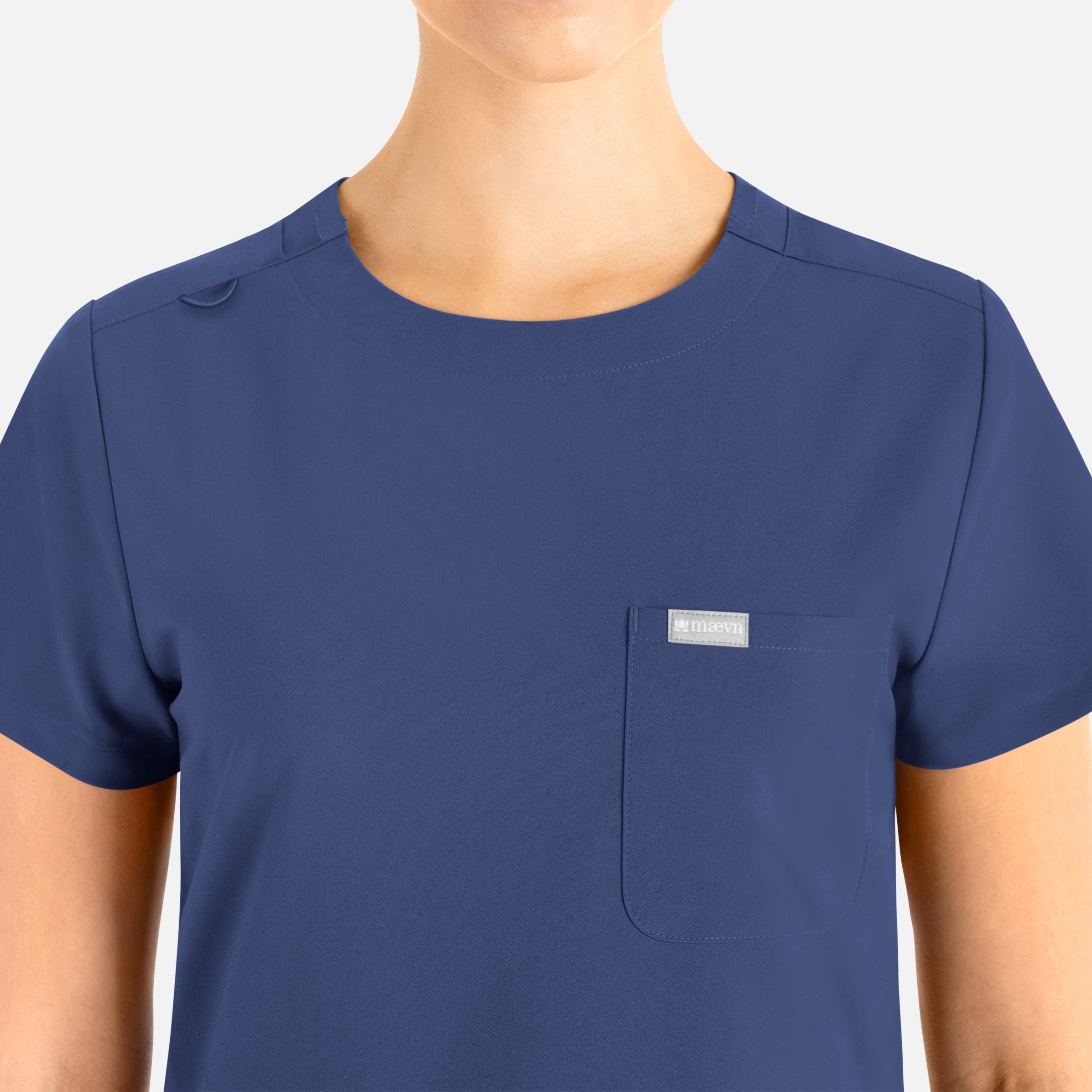 Maevn Momentum Womens Tuckable Round Neck Top 5005