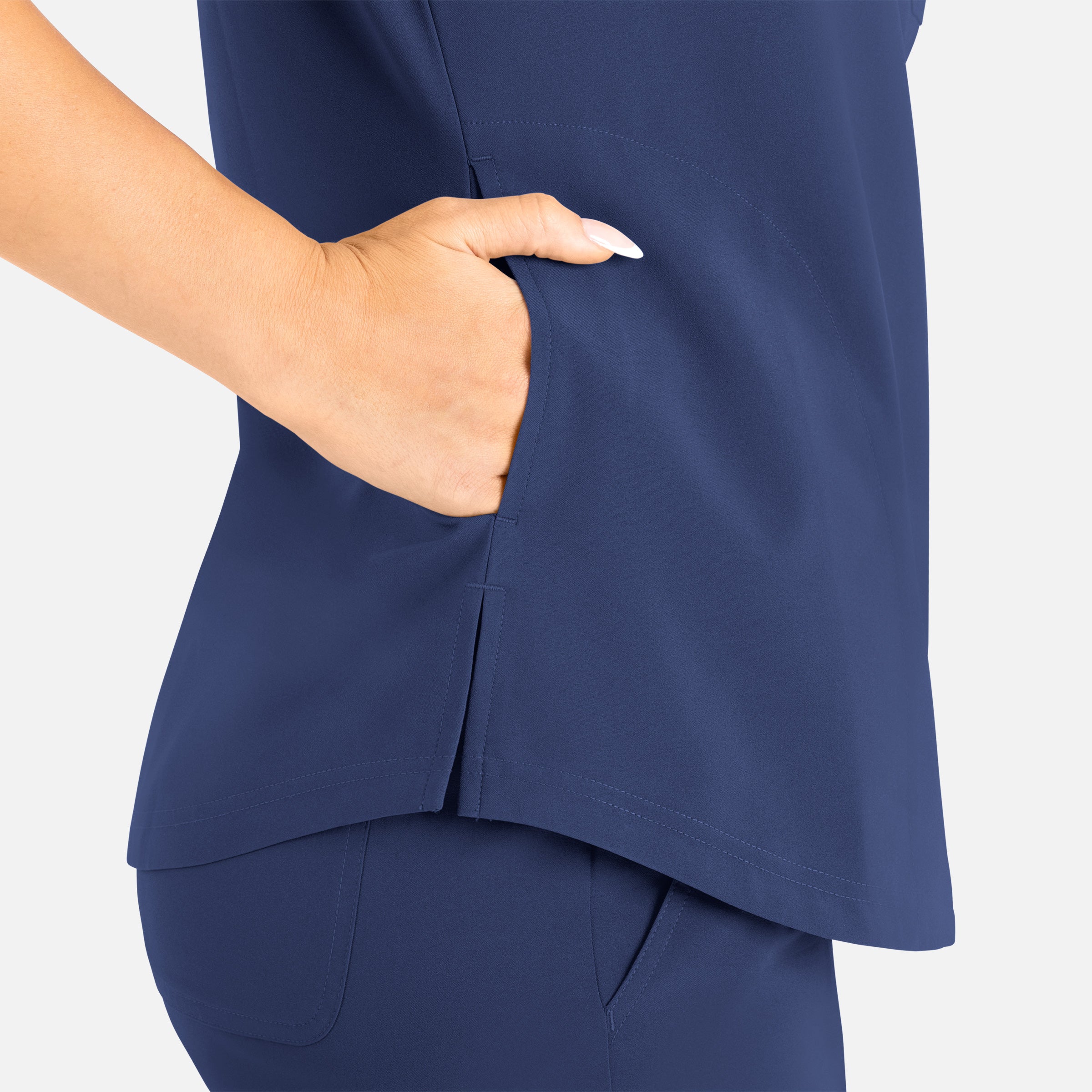 Maevn Momentum Womens Tuckable Round Neck Top 5005