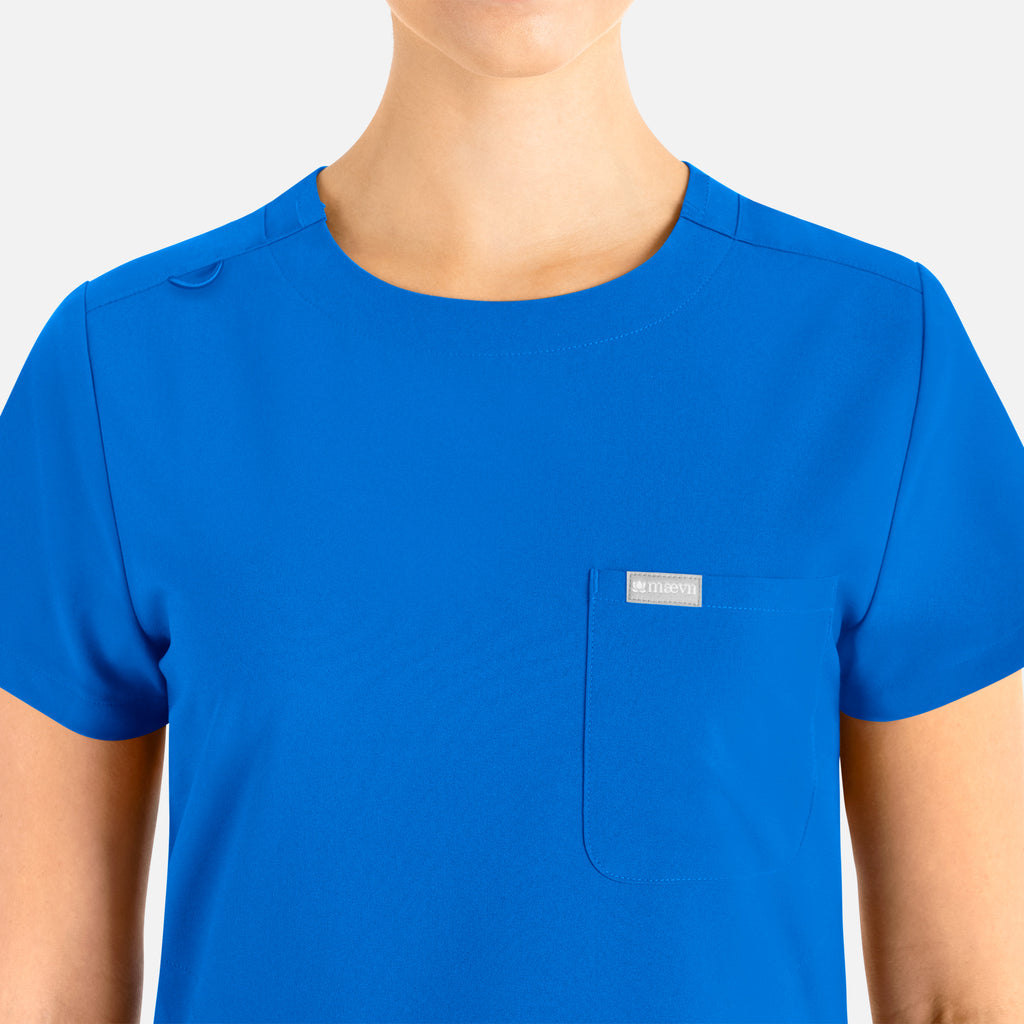 Maevn Momentum Womens Tuckable Round Neck Top 5005