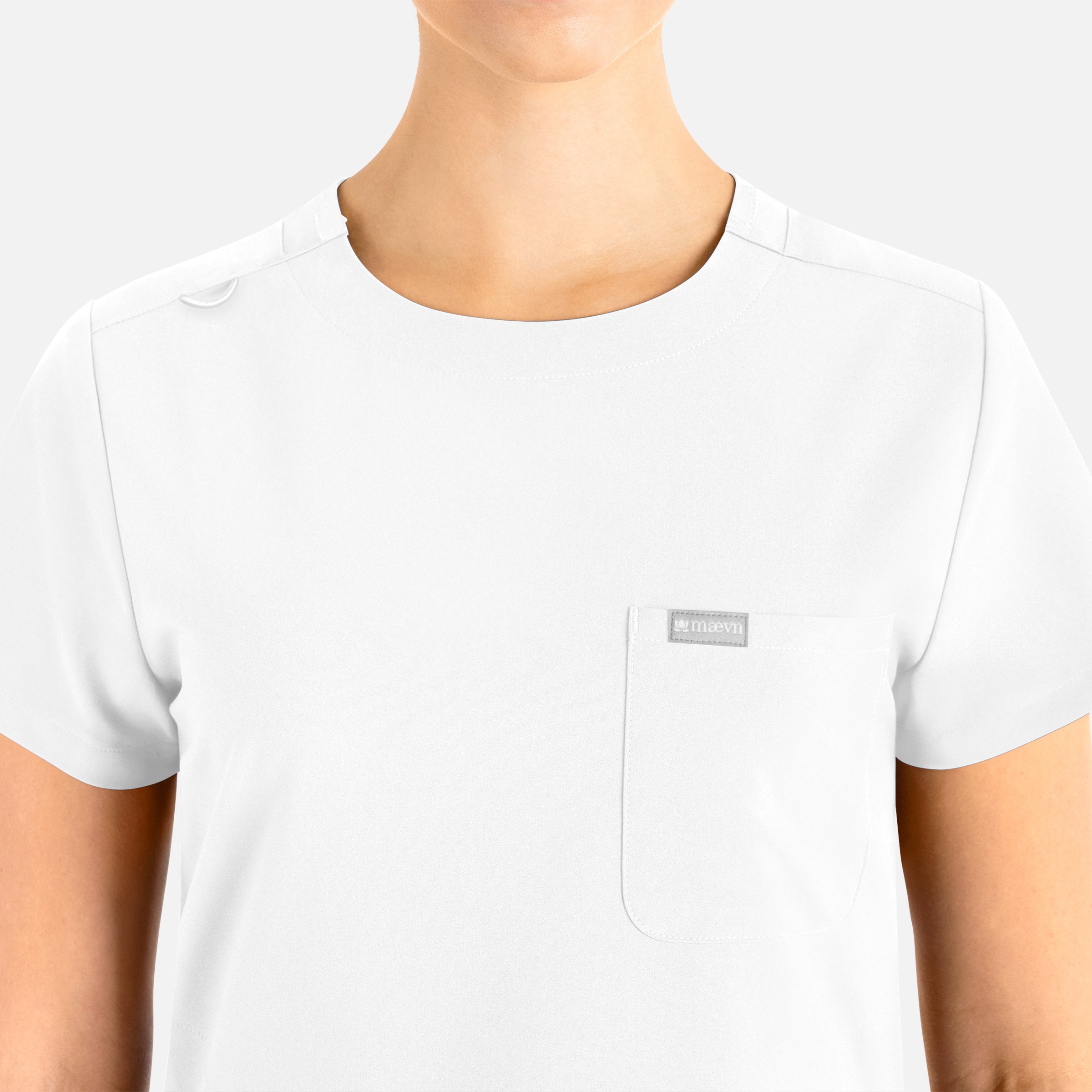 Maevn Momentum Womens Tuckable Round Neck Top 5005