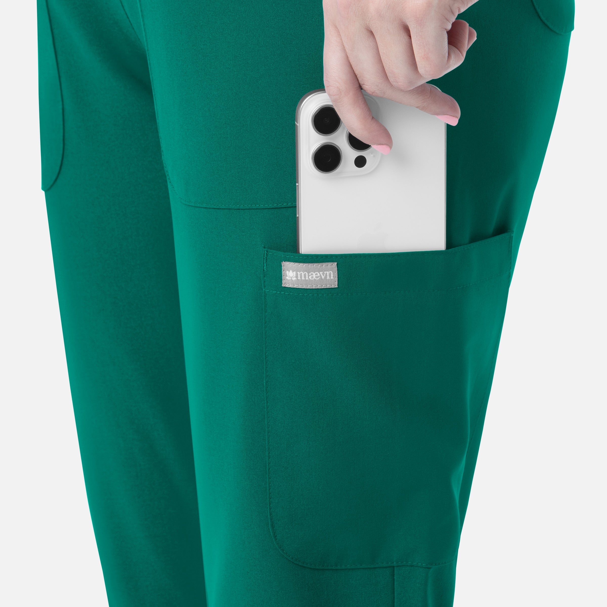 Maevn Momentum Womens Pull-On Pant 5091 Regular