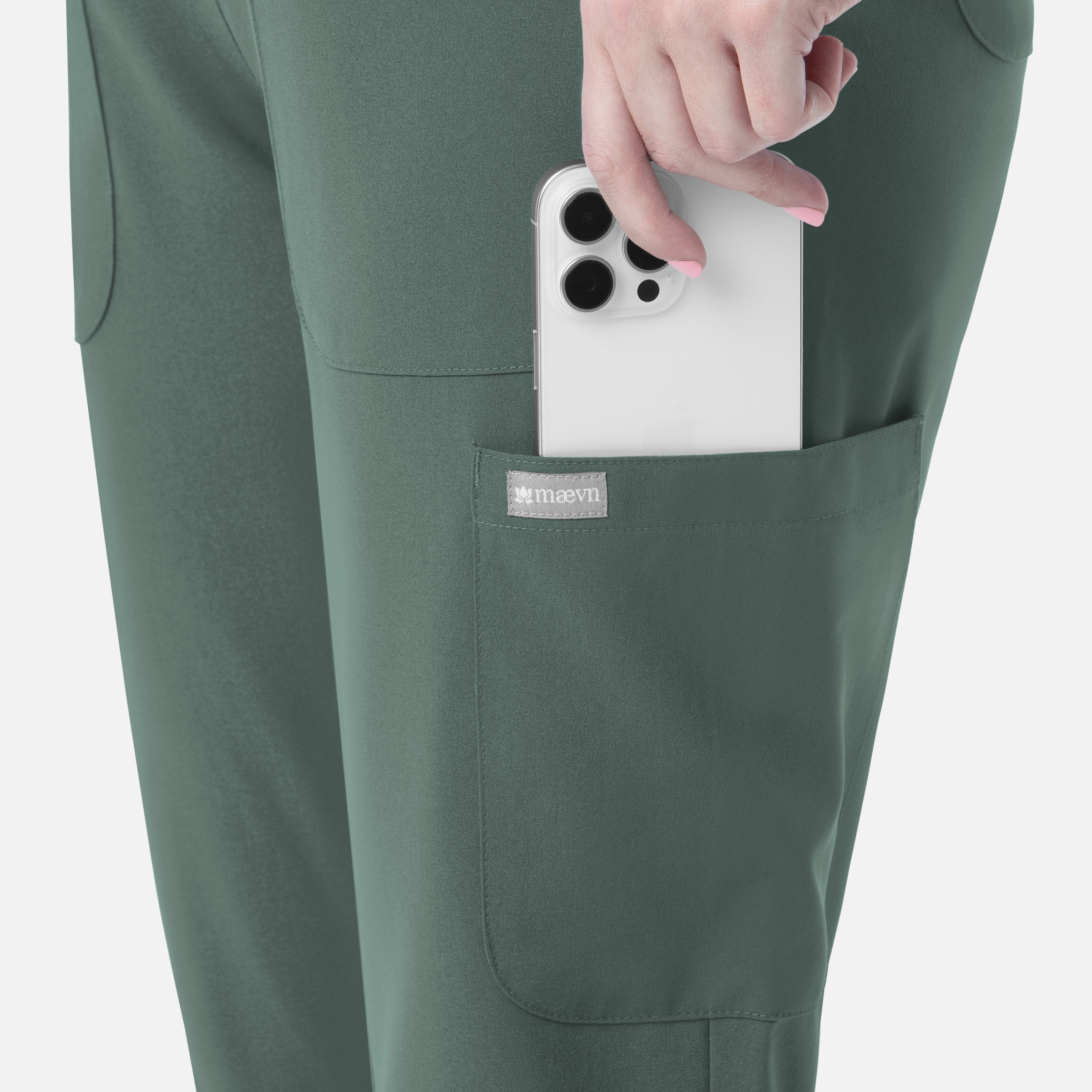 Maevn Momentum Womens Pull-On Pant 5091 Regular