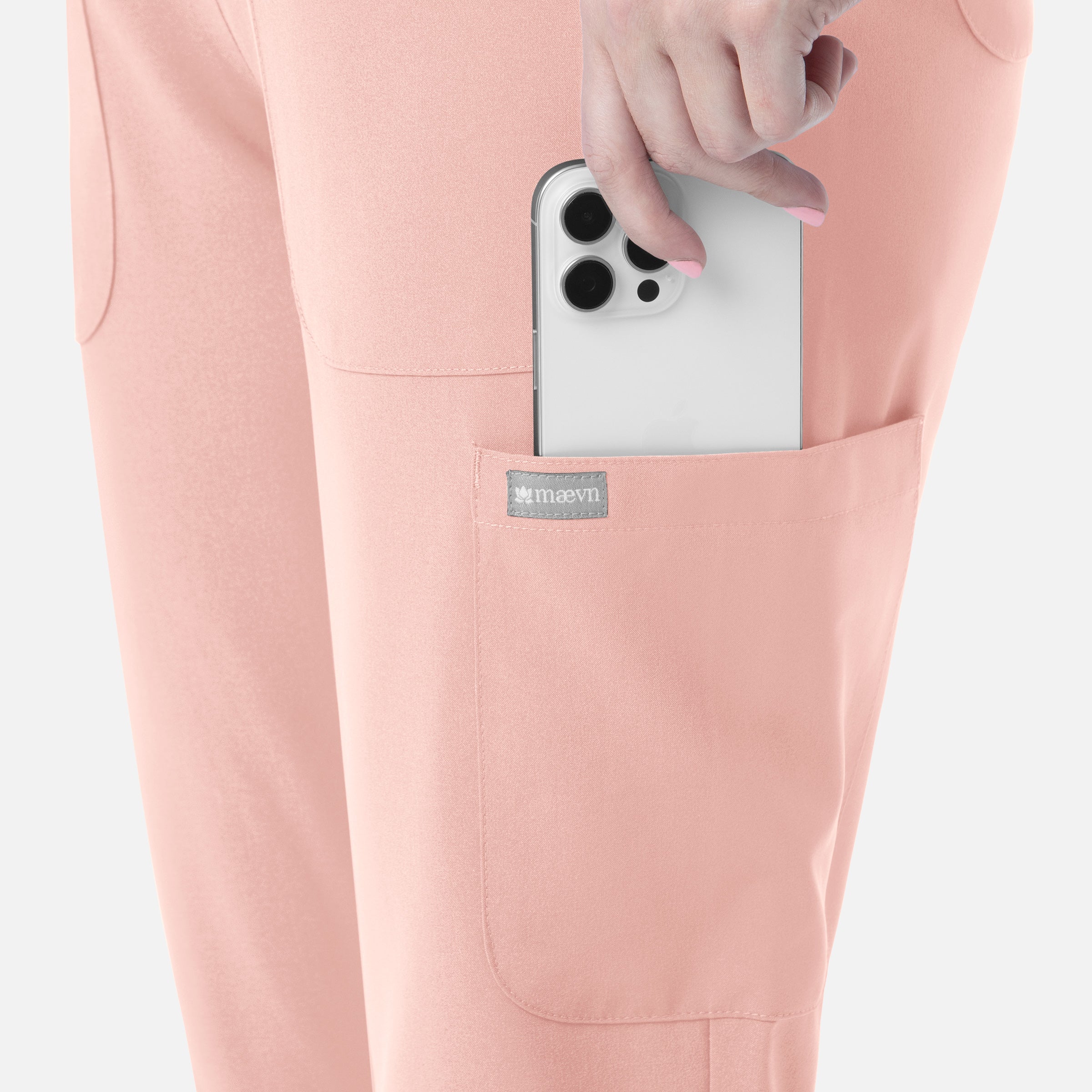 Maevn Momentum Womens Pull-On Pant 5091 Regular