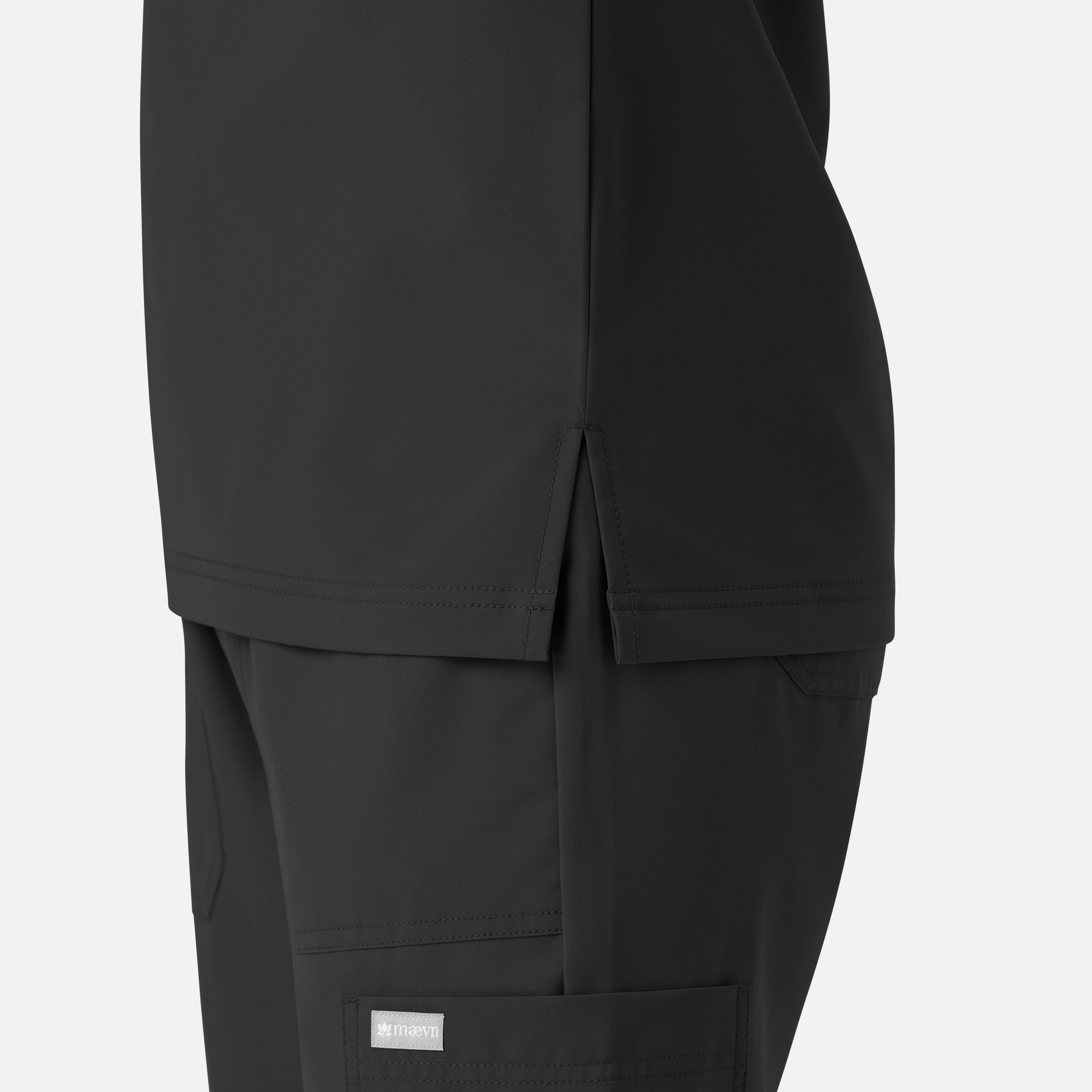 Maevn Momentum Men's Tuckable V-Neck Top 5801