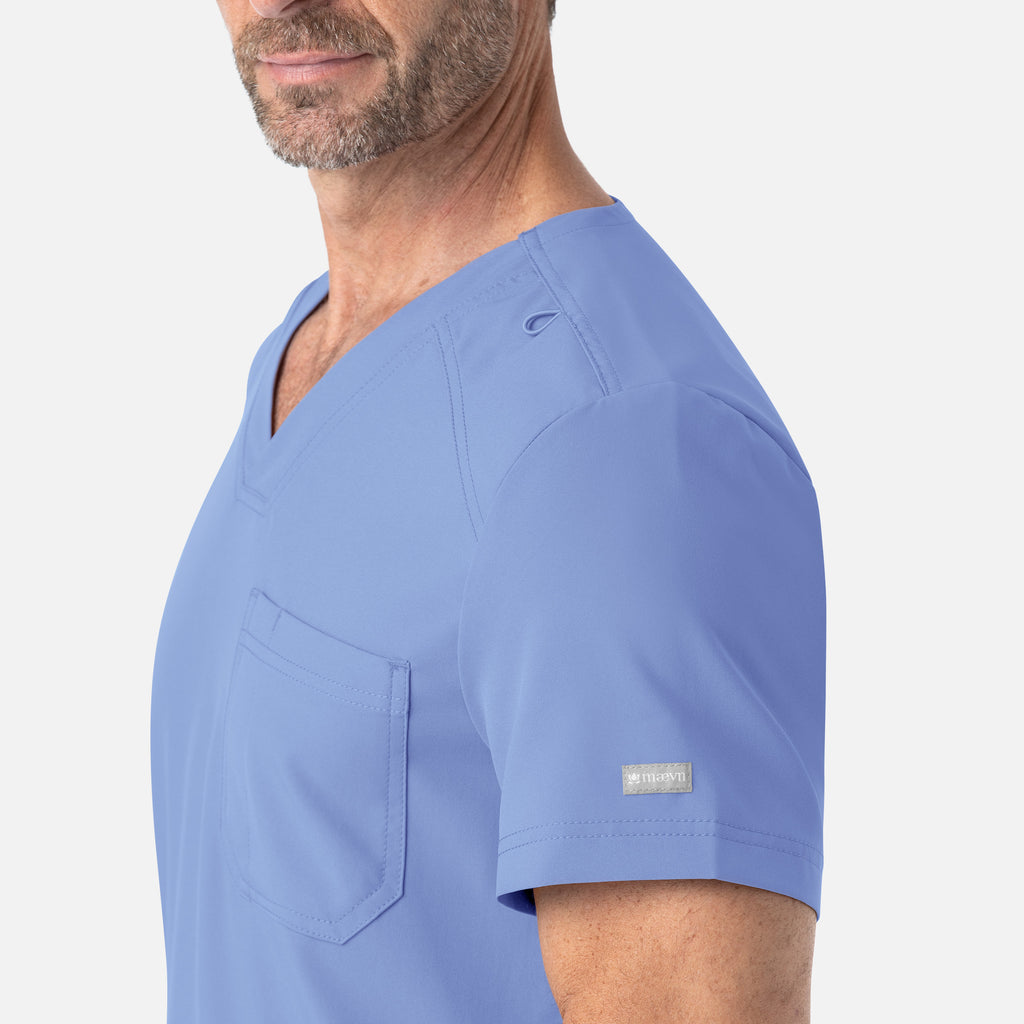 Maevn Momentum Men's Tuckable V-Neck Top 5801