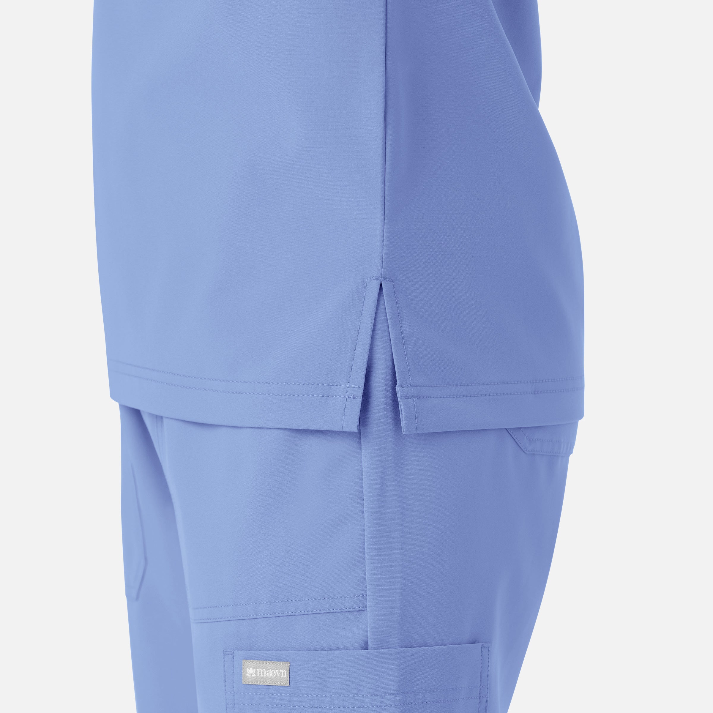 Maevn Momentum Men's Tuckable V-Neck Top 5801