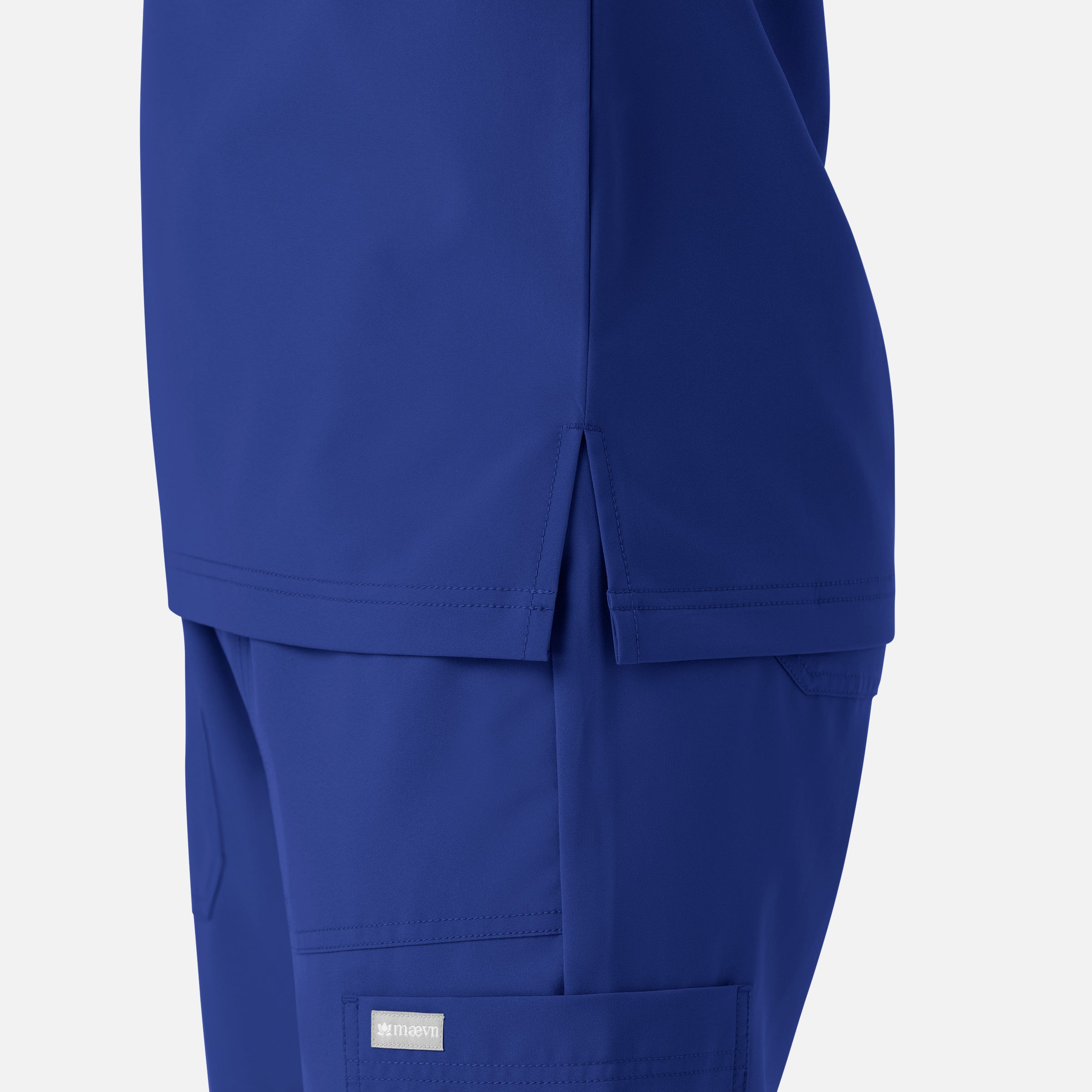 Maevn Momentum Men's Tuckable V-Neck Top 5801