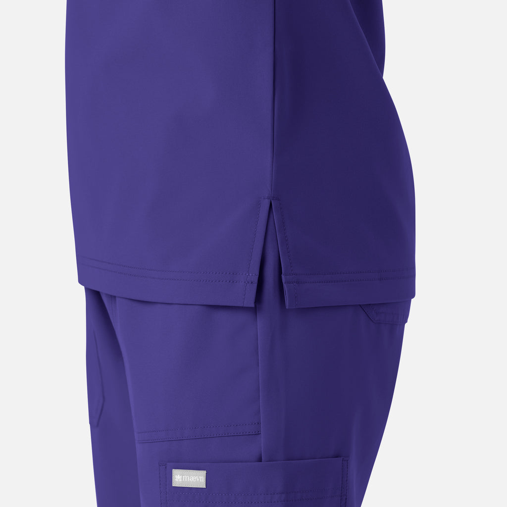 Maevn Momentum Men's Tuckable V-Neck Top 5801