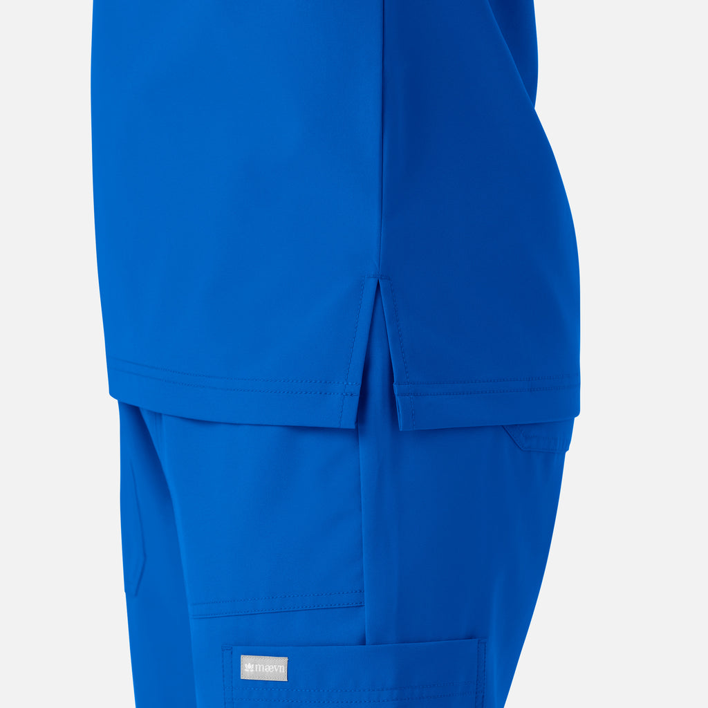 Maevn Momentum Men's Tuckable V-Neck Top 5801