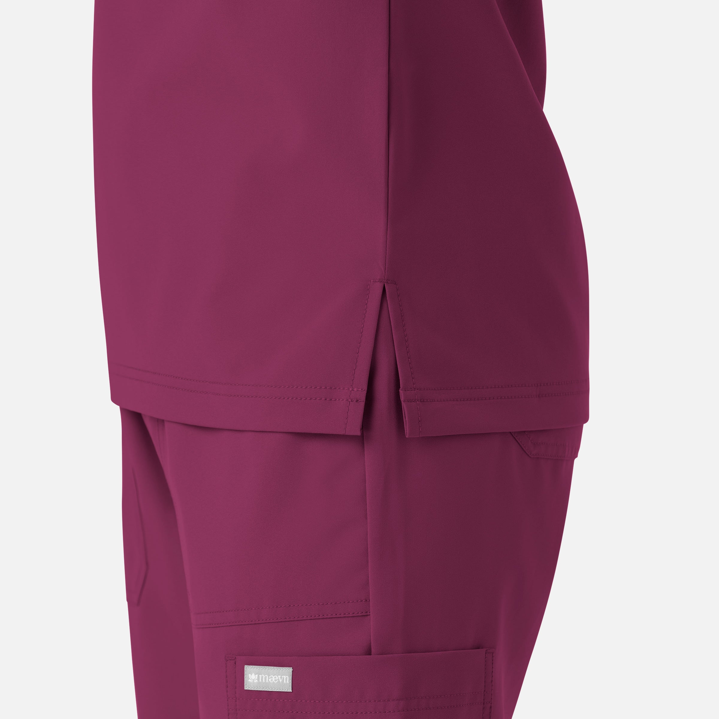 Maevn Momentum Men's Tuckable V-Neck Top 5801