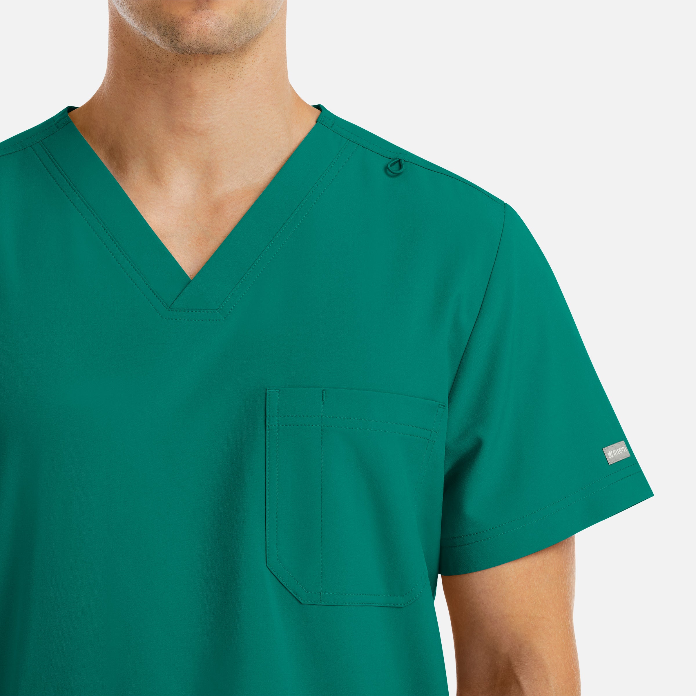Maevn Momentum Men's 4 Pocket V-Neck Top 5802
