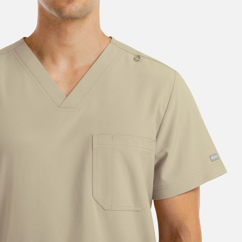 Maevn Momentum Men's 4 Pocket V-Neck Top 5802