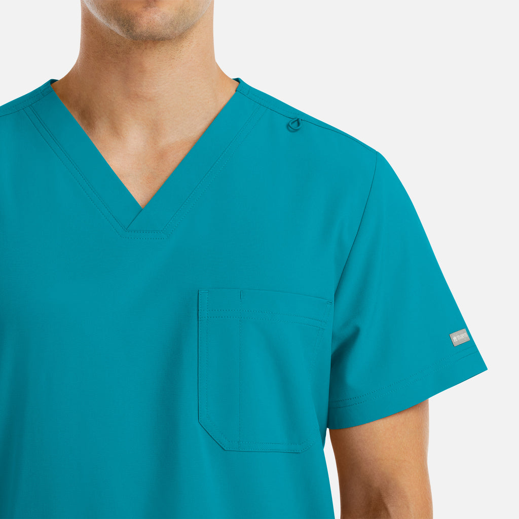 Maevn Momentum Men's 4 Pocket V-Neck Top 5802